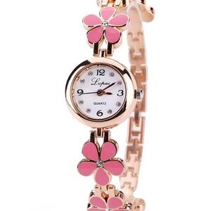 Elegant Women Watches Fashion Flower Bracelet Strap Ladies Quartz